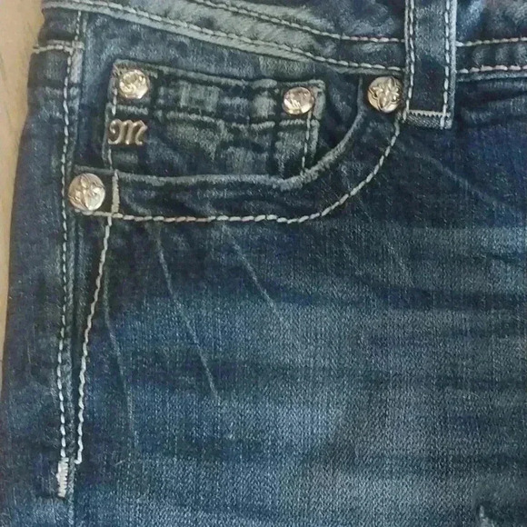 MISS ME BLING STUDDED EMBROIDERED CROSS CROP DENIM JEAN - Picture 8 of 9